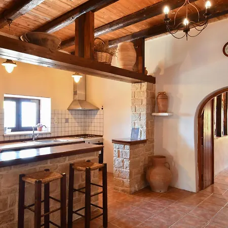 Anemole Traditional Cretan Villa *