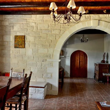 Anemole Traditional Cretan Villa *