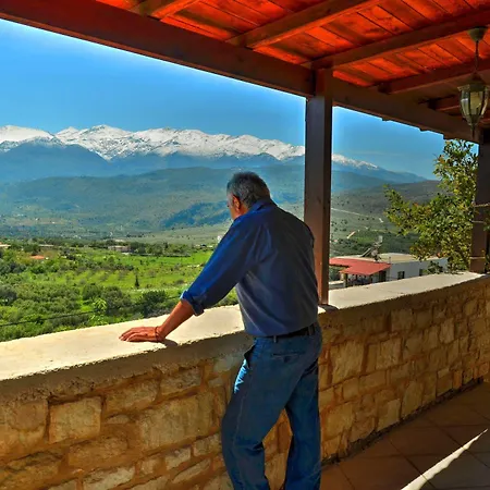 Anemole Traditional Cretan *
